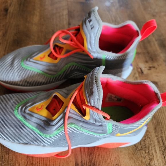 Nike Lebron Soldier XIV 14 Smoke Grey/Laser Orange Mens Size 12 - Picture 4 of 8